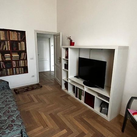 Dimora Senza Tempo Apartment Firenze Bagian luar foto