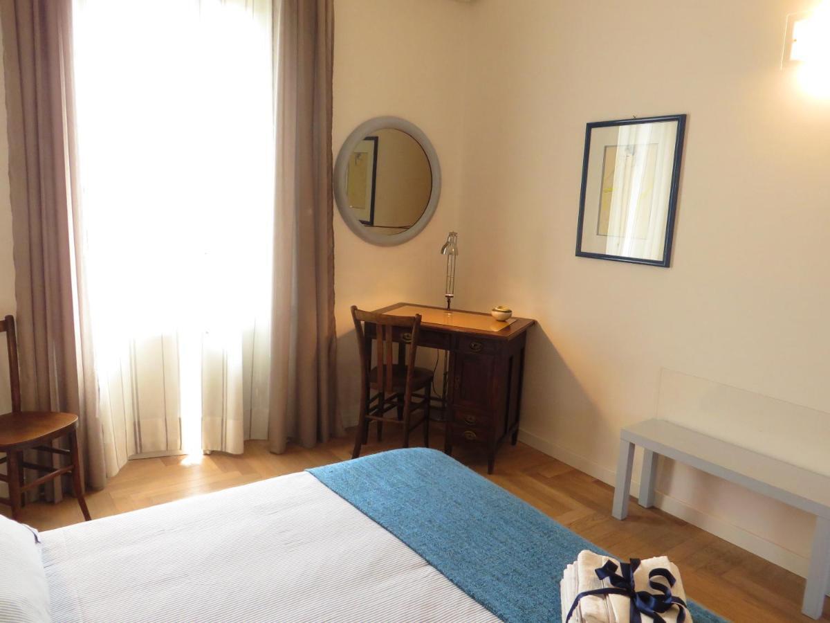 Dimora Senza Tempo Apartment Firenze Bagian luar foto