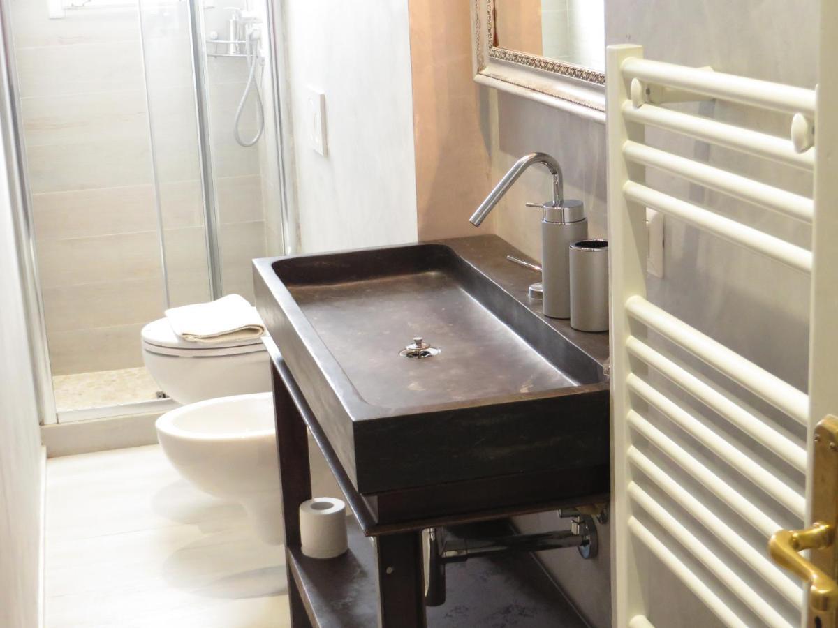 Dimora Senza Tempo Apartment Firenze Bagian luar foto